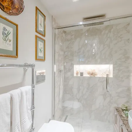 Luxury With Private Garden Inside * Lucca