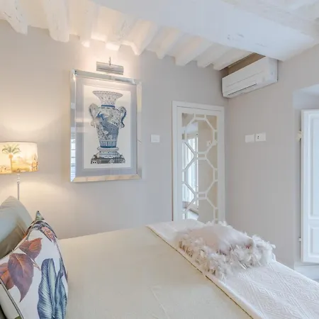 Luxury With Private Garden Inside * Lucca